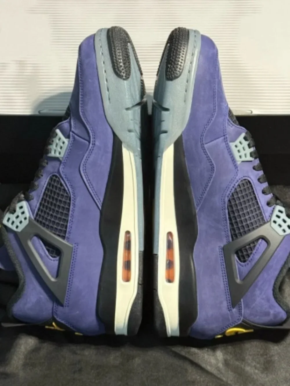 Nike Air Jordan 4 Retro Lakers